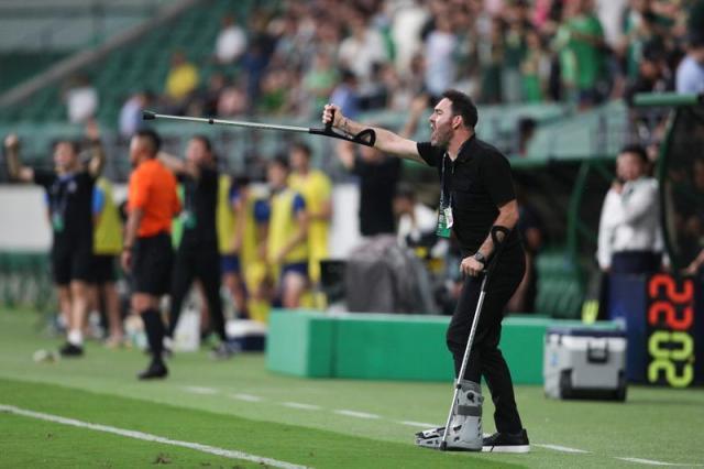 国安德比取胜止颓 苏亚雷斯缓解下课危机？