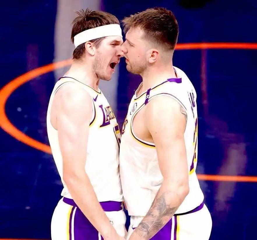 kaiyun-什么？湖人要给落选秀2.4亿合同！！